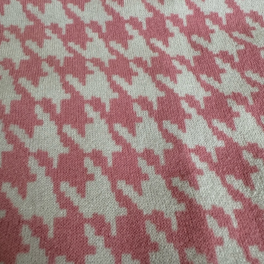 Pink Patterned Romper🌸🌷💗 - Picture 2 of 3